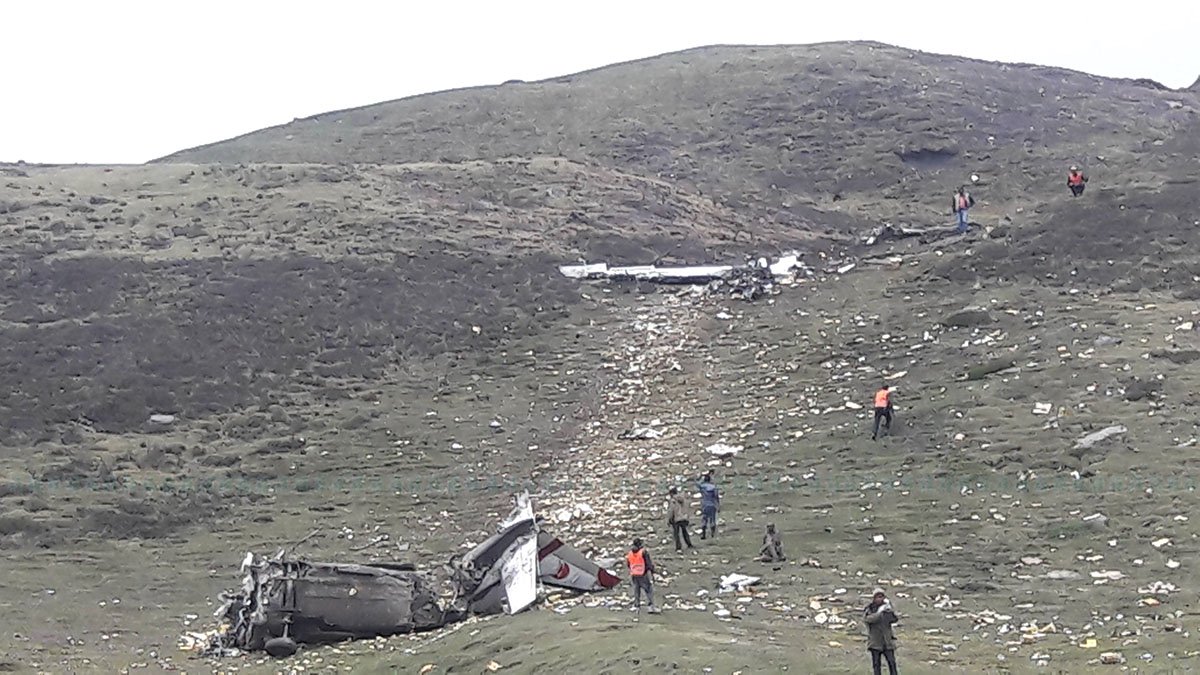विमान दुर्घटनामा चालक दलका दुबै सदस्यको मृत्यु